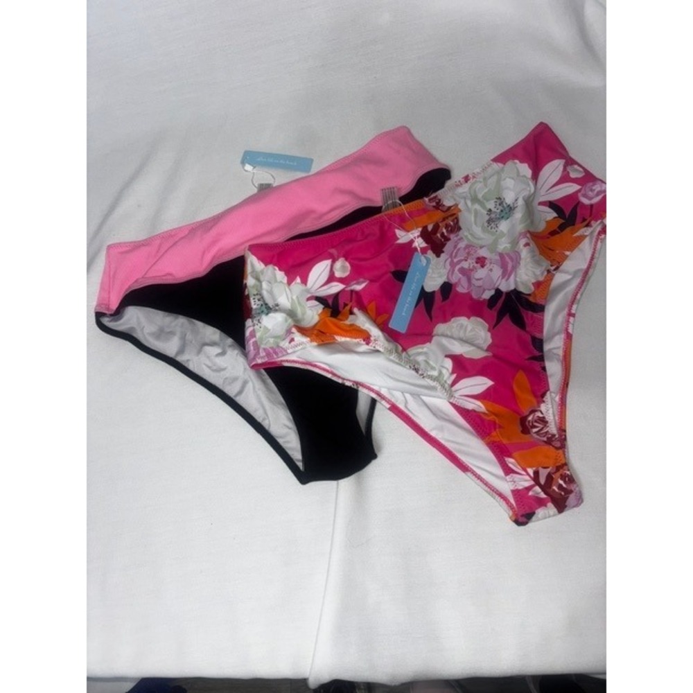 Live Life On the Beach Bikini Set XXL NWT - Bundle of Two Bottoms